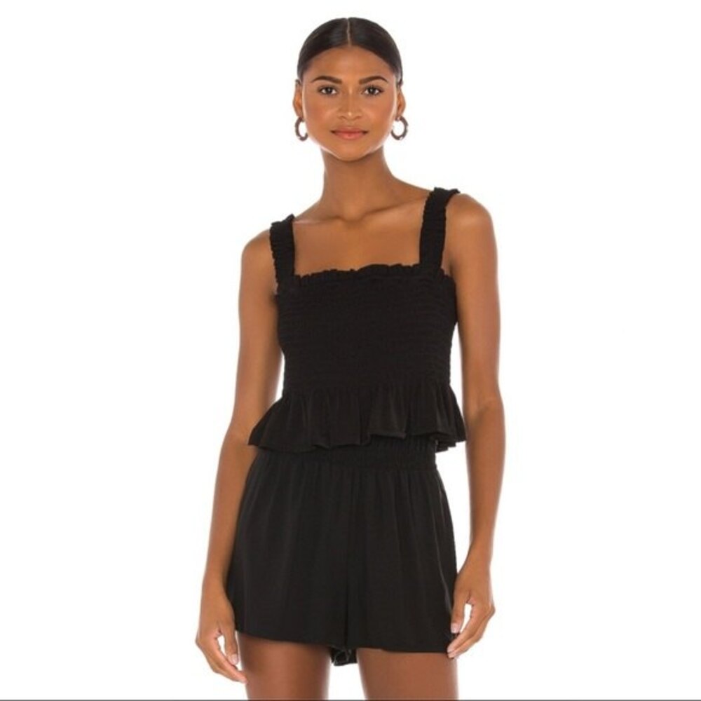 BCBGeneration Black Smocked Knit Cropped Top NWT Size Medium Chic